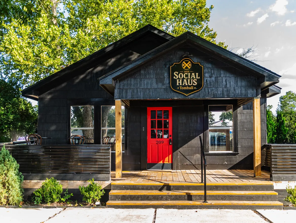 Tomball Social Haus — Craft Cocktails, Happy Hour & Private Parties